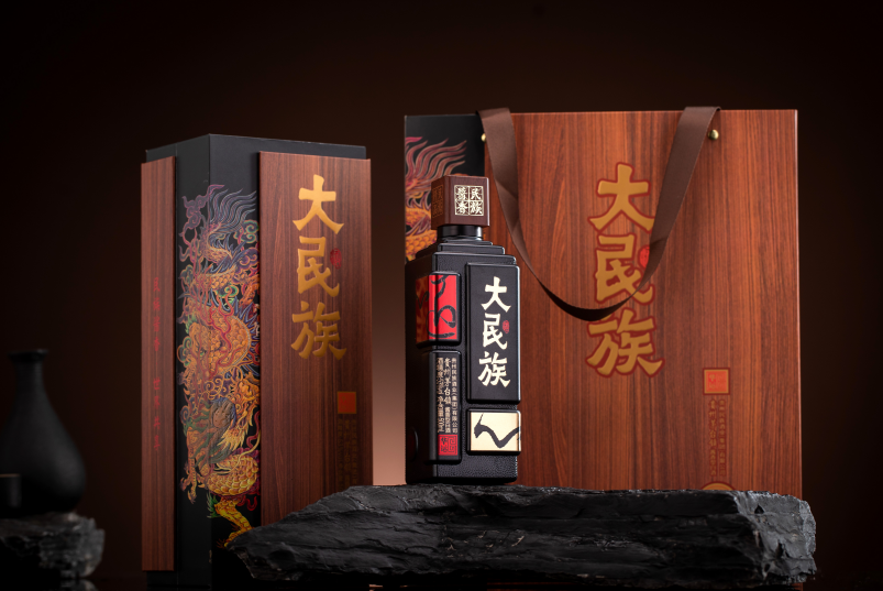 大民族酒产品鉴赏｜用匠心酿造一杯中国酱香